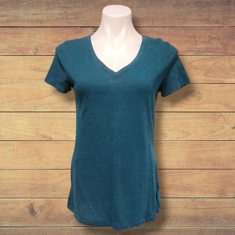 *FREEBIE* Mossimo Supply Co. Womens Medium  Short Sleeve Vneck T-shirt